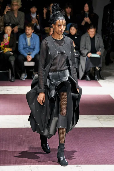 Look 6